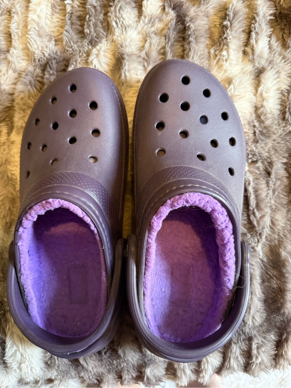 CROCS Women's Plum Purple Fleece-Lined Clogs